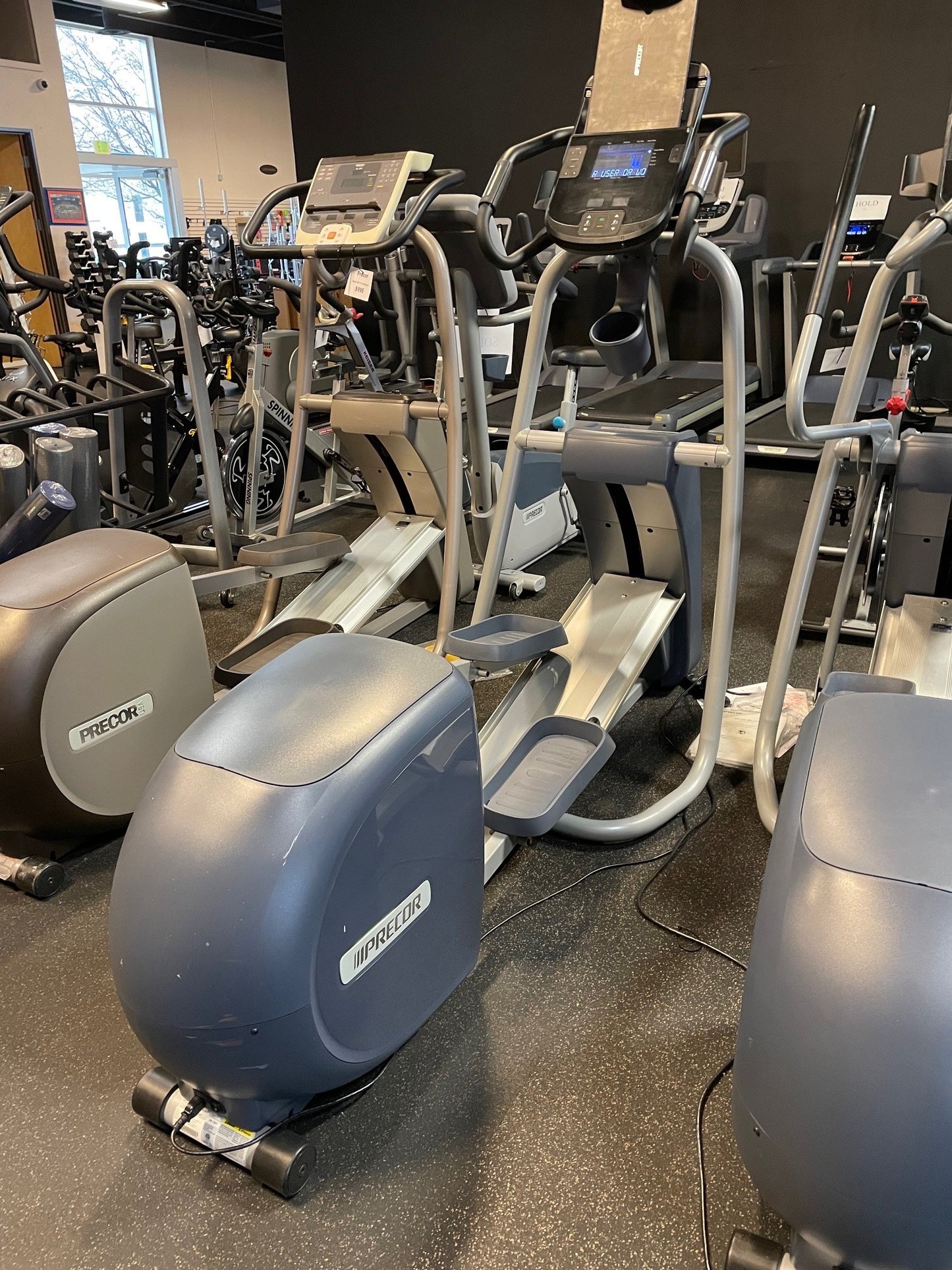 Used Precor EFX 423 Elliptical