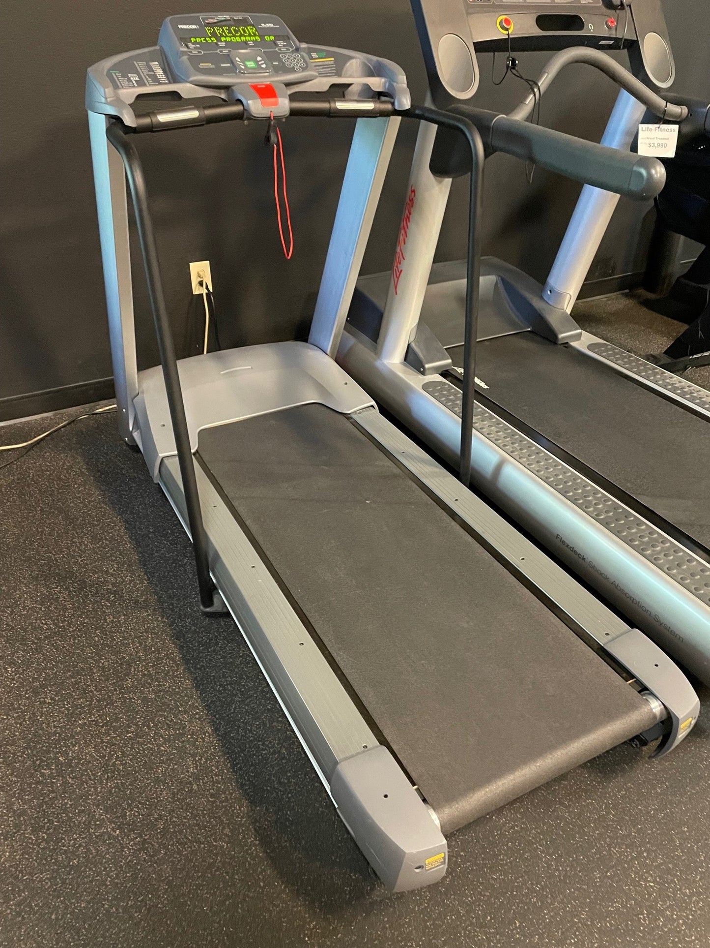 Used Precor 9.35 Treadmill