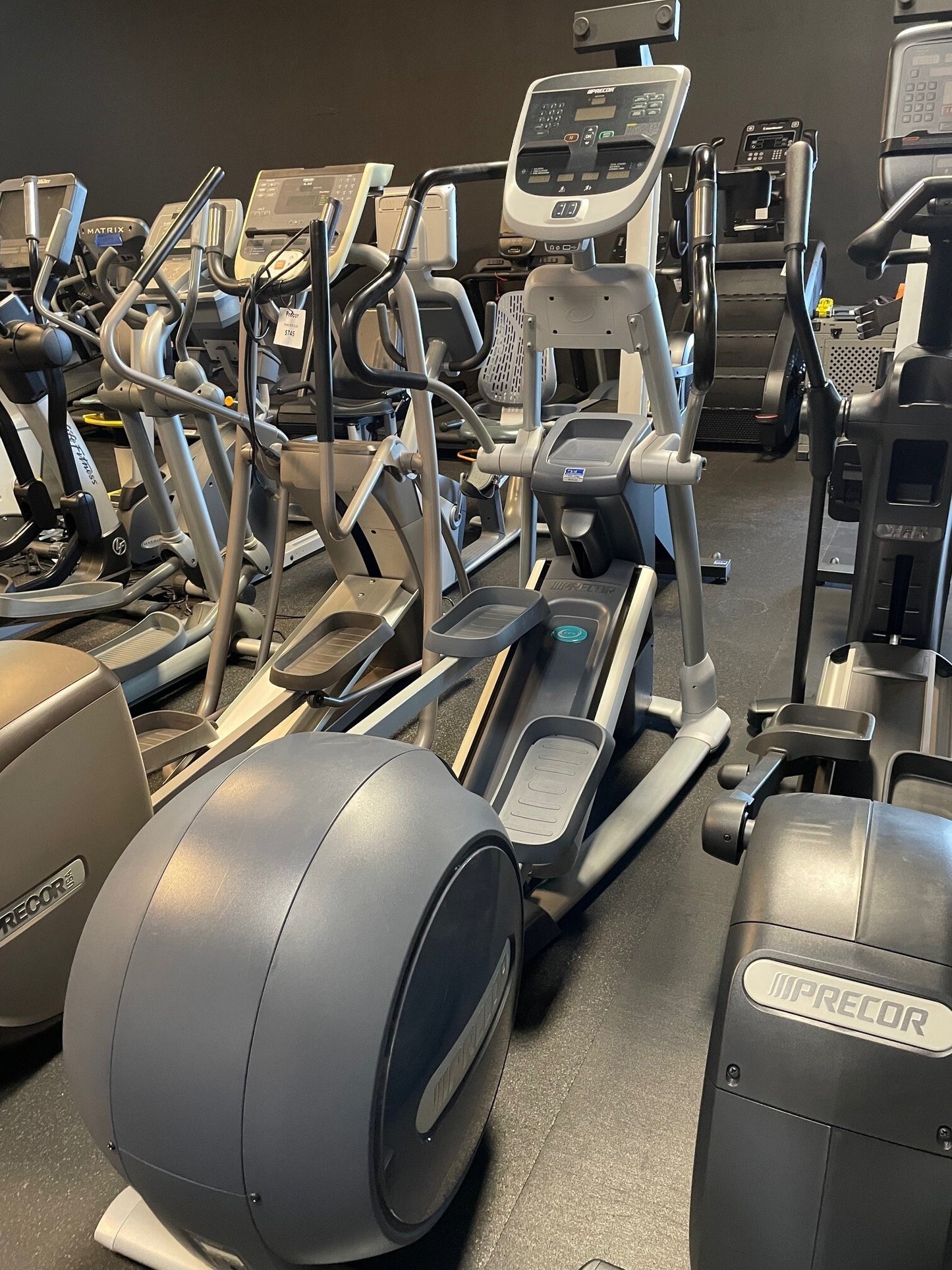 Used Precor EFX 833 Elliptical