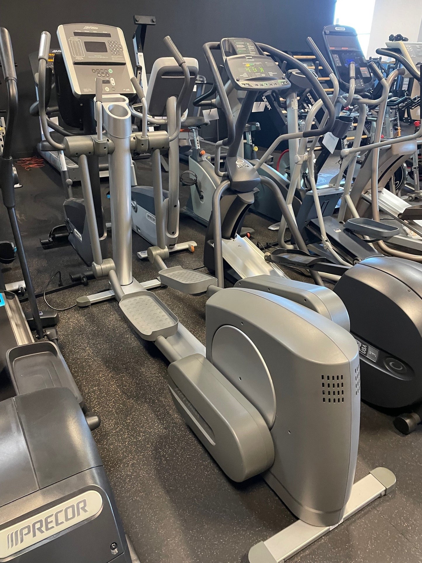 Used Life Fitness 95xi Elliptical