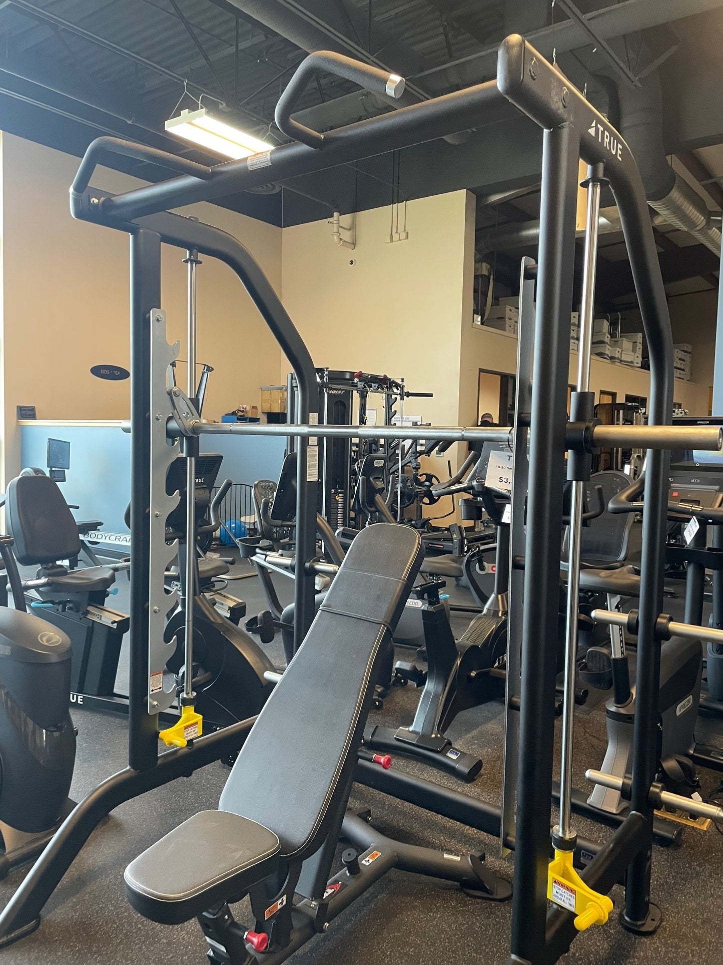 True FS30 Smith Machine